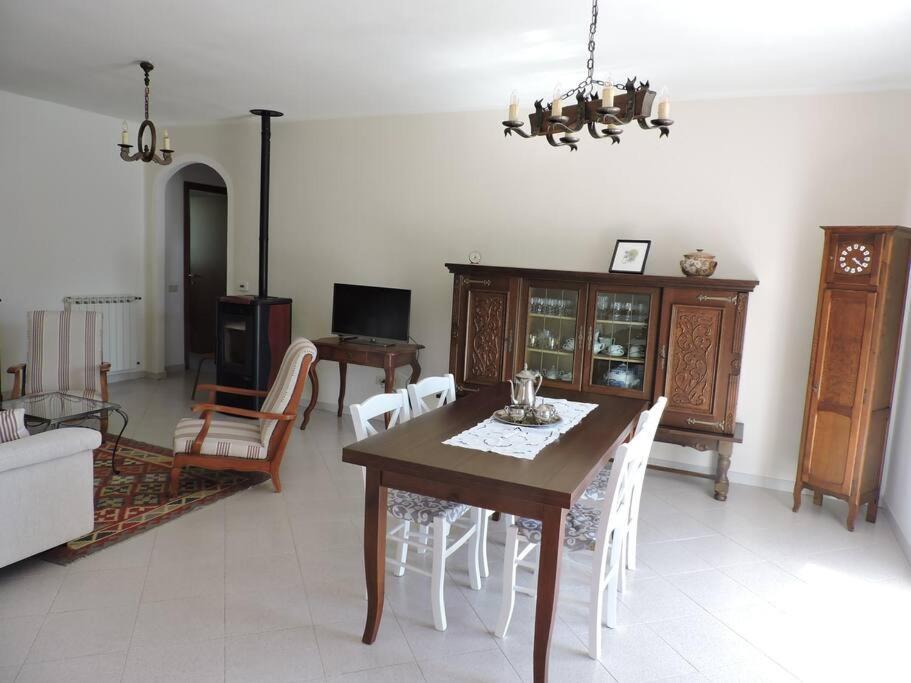 פונטרמולי Casa Vacanze La Cicala מראה חיצוני תמונה
